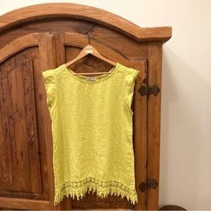 Terzo Millennio Green Linen ruffle shoulder blouse